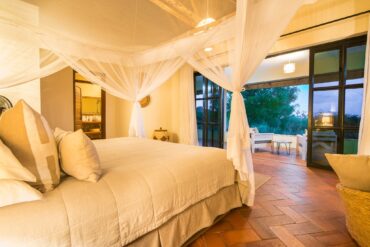 Elephant Plains Lodge