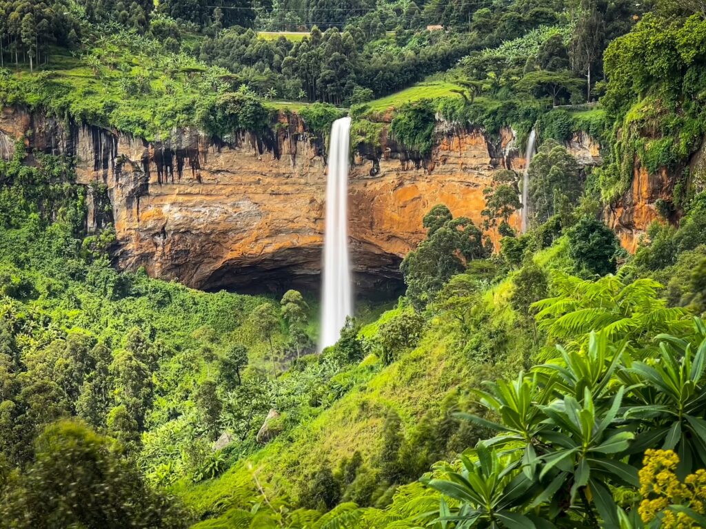 Best Uganda Safari to see waterfalls